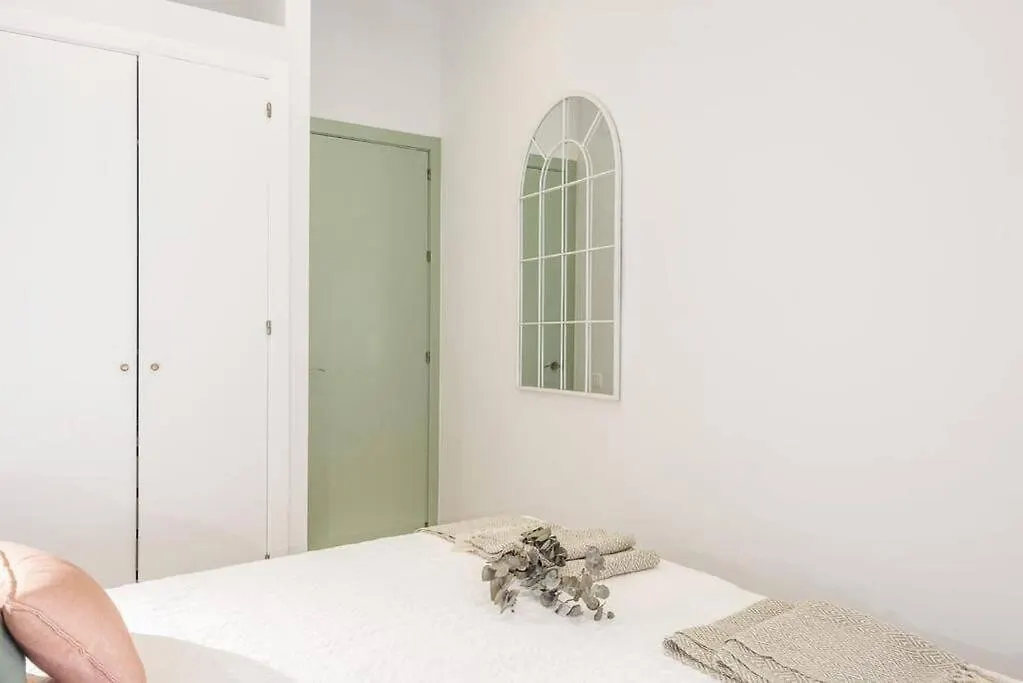 Bs Brand New Triplex Private Terrace Downtown Parking Apartment Seville 0*,  Spain