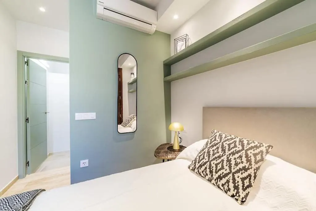 Bs Brand New Triplex Private Terrace Downtown Parking Apartment Seville Spain