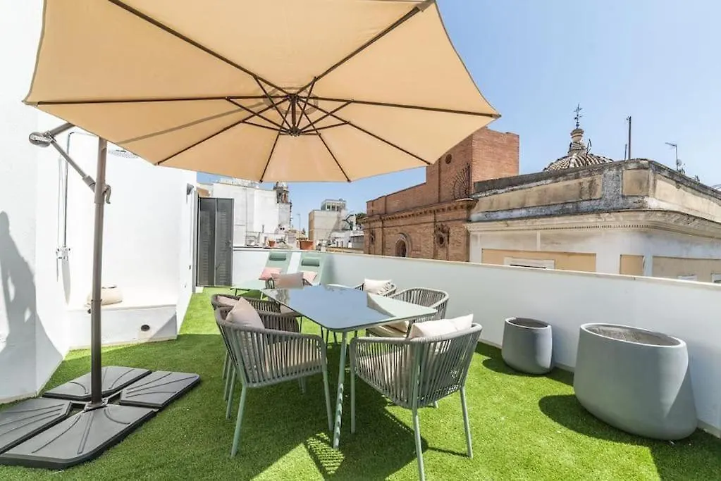 Bs Brand New Triplex Private Terrace Downtown Parking location